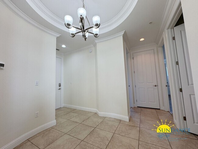 Foto del edificio - Experience luxurious waterfront living in ...