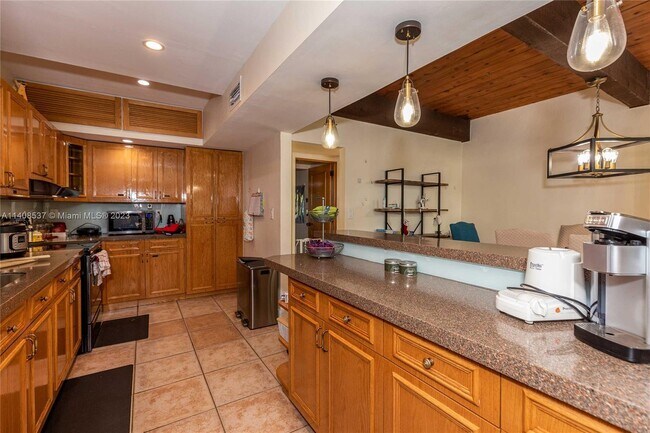 Foto del edificio - 7825 SW 103rd Pl