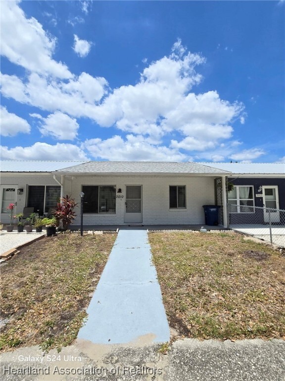 Primary Photo - 3010 Spinks Rd