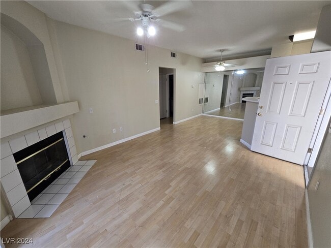 Building Photo - 5415 W Harmon Ave