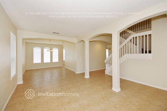 Foto del edificio - 2136 Windcrest Lake Cir