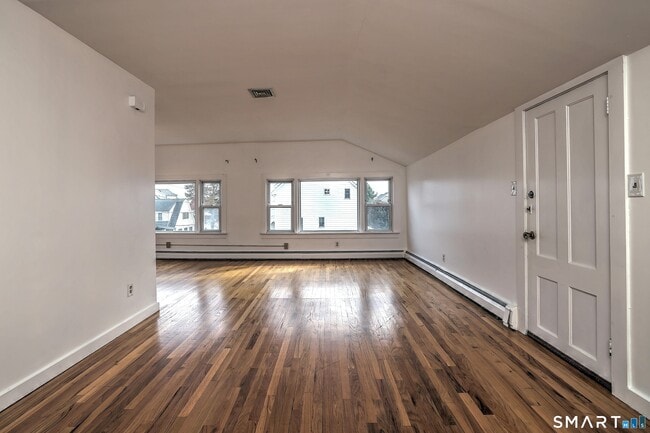 Building Photo - 83 Hawley Ave