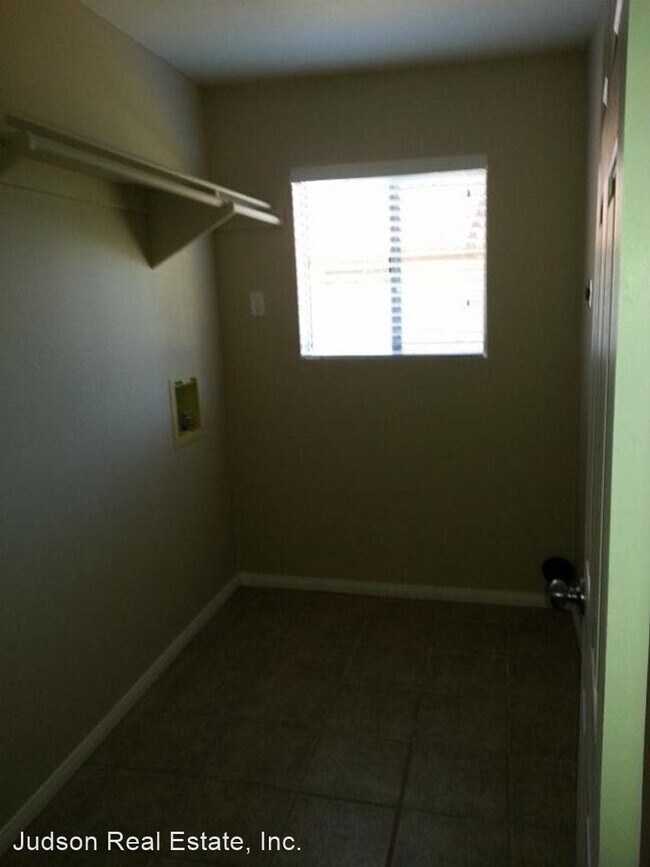 Building Photo - 3 br, 2 bath House - 16214 Arena Drive