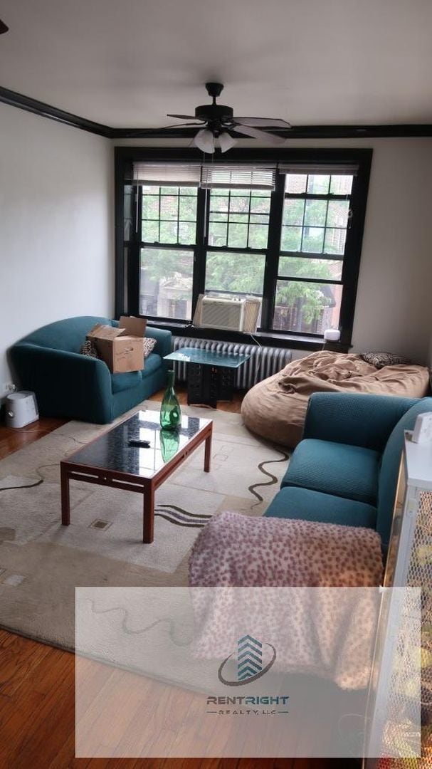 Foto del edificio - 1260 W Devon Ave
