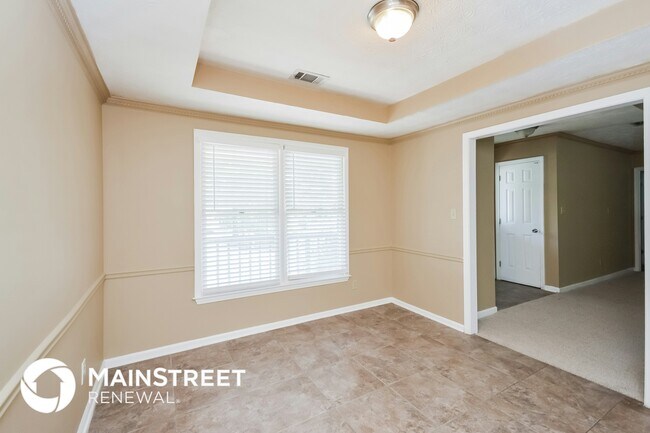 Building Photo - 2451 Sherrie Ln SW