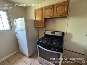 Building Photo - 11019 Baywood St