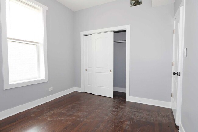 Foto del edificio - 2858 S St Louis Ave