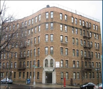 Primary Photo - 10-18 Jacobus Pl