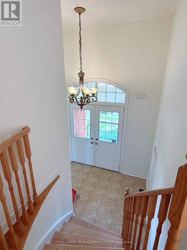 Building Photo - 61 Mynden Way