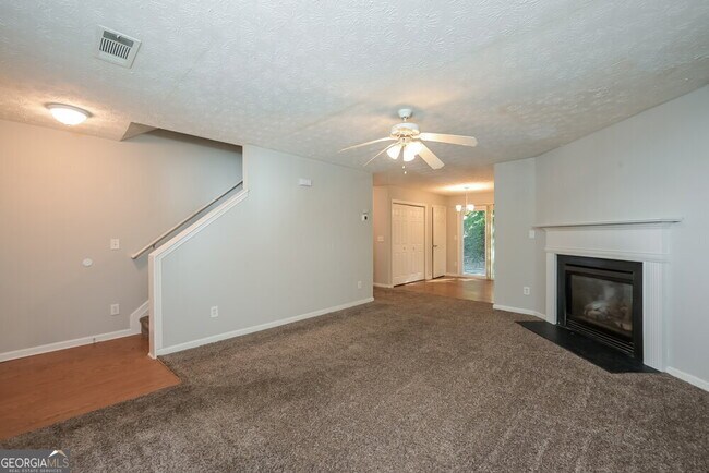 Foto del edificio - 154 Springbottom Dr SE