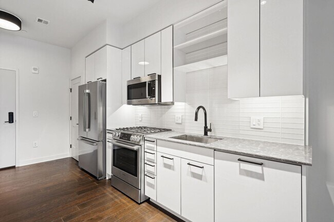 Foto del edificio - Luxury Apartment in Navy Yard with Parking...