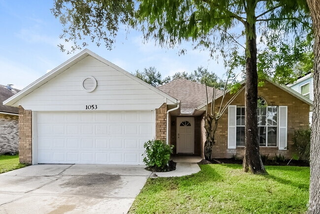 Building Photo - 1053 Brielle Ave
