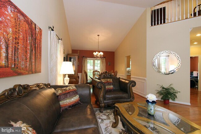 Building Photo - 2202 Sarah Woods Ct