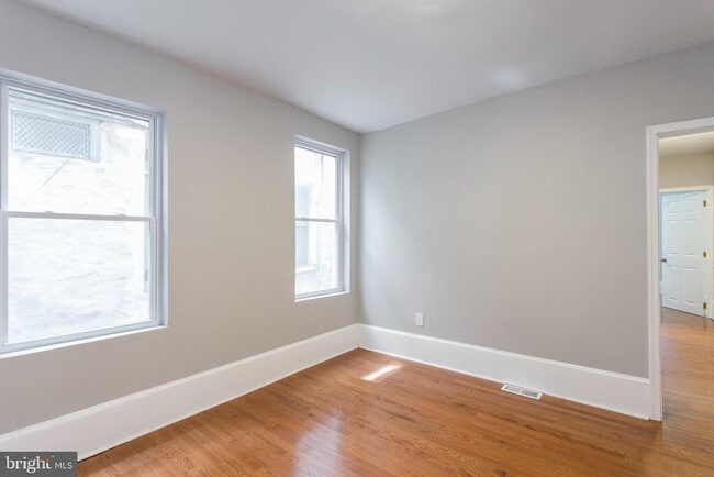 Building Photo - 721 S 19th St