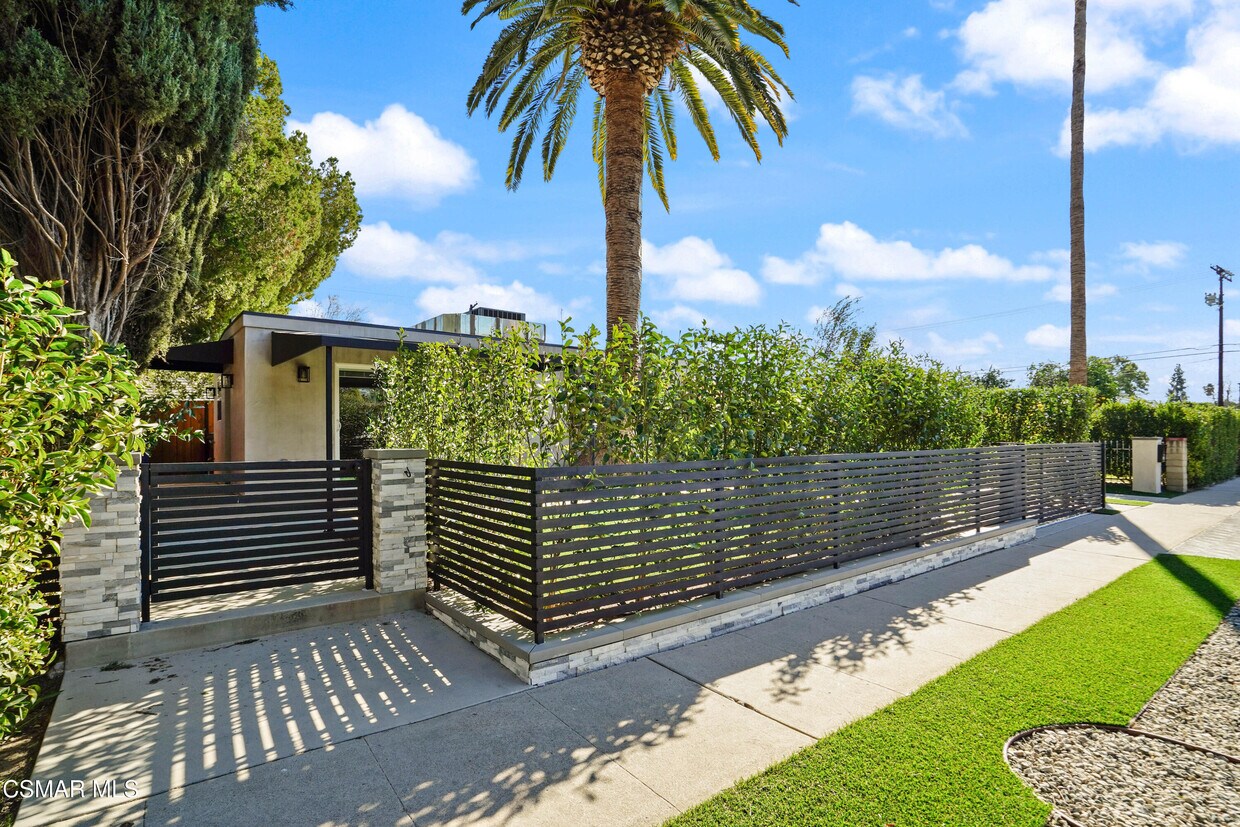 Foto principal - 7804 Kentland Ave