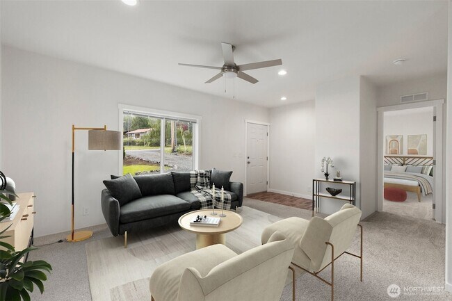 Building Photo - 6772 NE Whidbey Dr