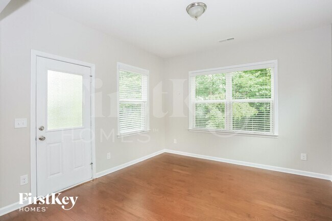 Building Photo - 8823 Balsam Bay Rd