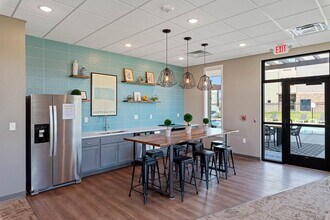 Interior Photo - Silverthorne Flats