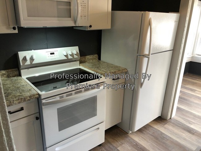 Foto del edificio - 4605 Harrison St