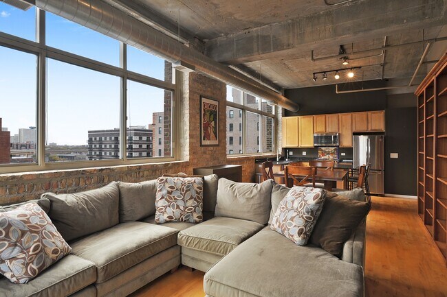 Foto del edificio - 1528 S Wabash Ave