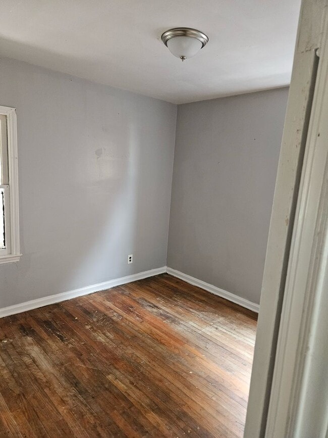 Building Photo - 10848 Lakepointe St