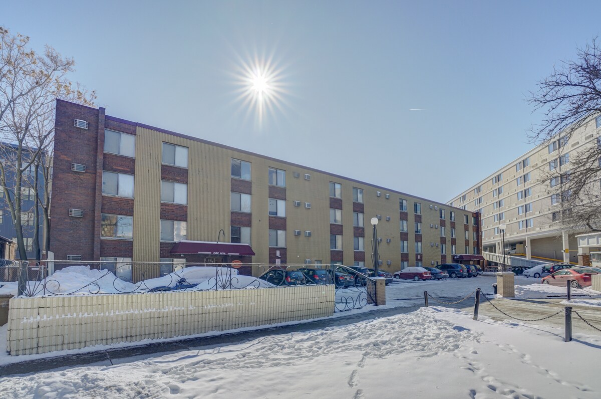 Inez Apartments Apartments in Madison, WI