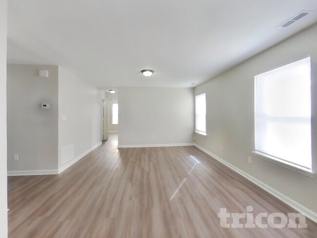 Foto del edificio - 1619 Prairieview Ln