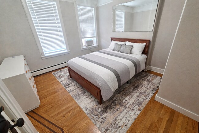 dormitorio 1 - 391 Woodlawn Ave