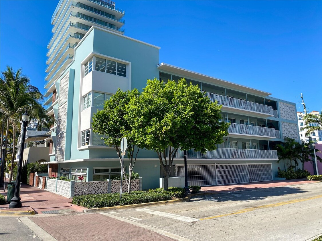 Primary Photo - 158 Ocean Dr