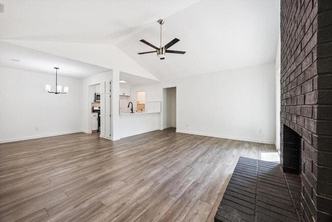 Building Photo - 7103 Treasure Cove
