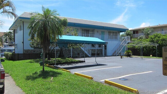 Foto del edificio - 1520 SE 15th St