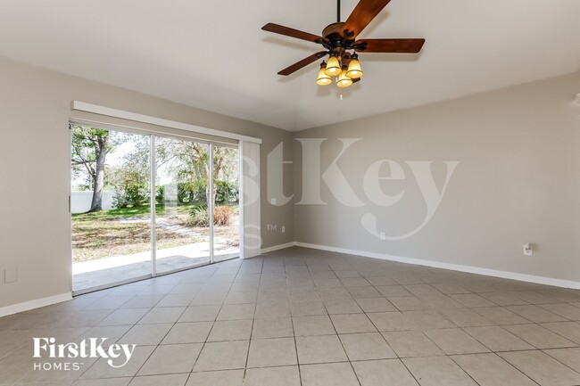 Building Photo - 13233 Evening Sunset Ln