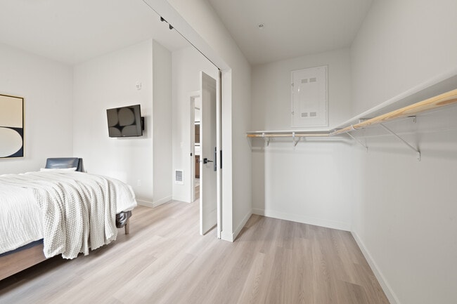 Building Photo - Boardwalk Place
