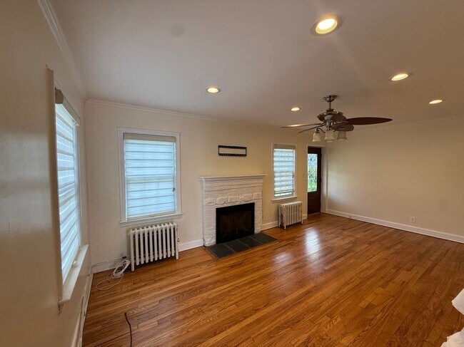Foto del edificio - 730 Cottage St