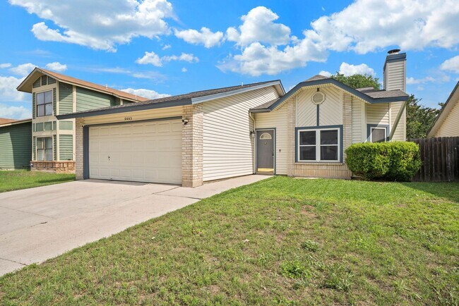 Foto del edificio - 3 Bed 2 Bath home in Emerald Valley subdiv...