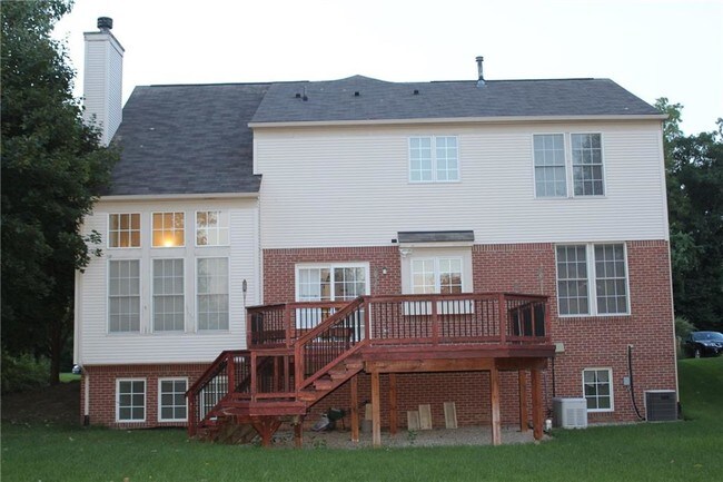 Building Photo - 488 Bedlington Dr