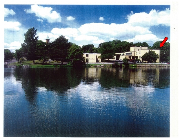 Primary Photo - Lakeview Apartments
