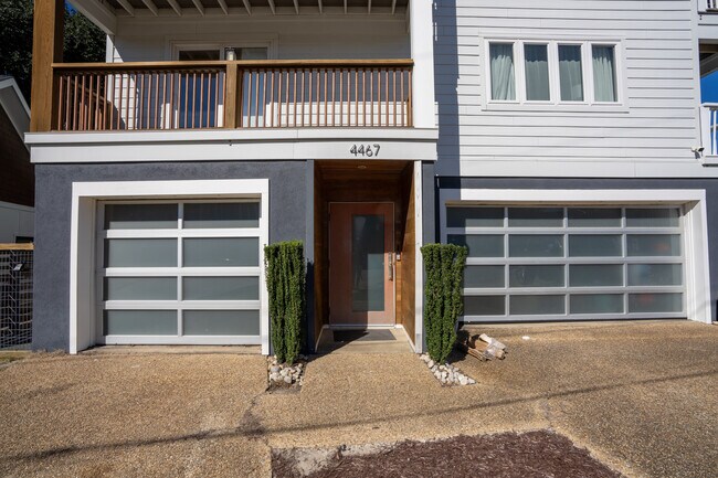 Building Photo - 4467 Ocean View Ave