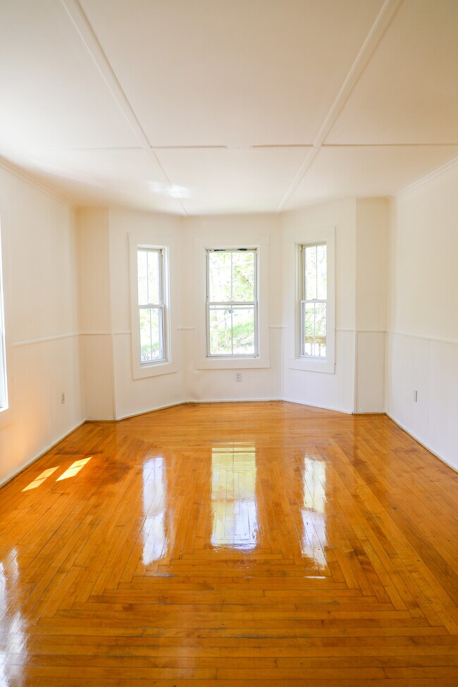 60 Cliff St Unit B, North Adams, MA 01247 Apartments in North Adams