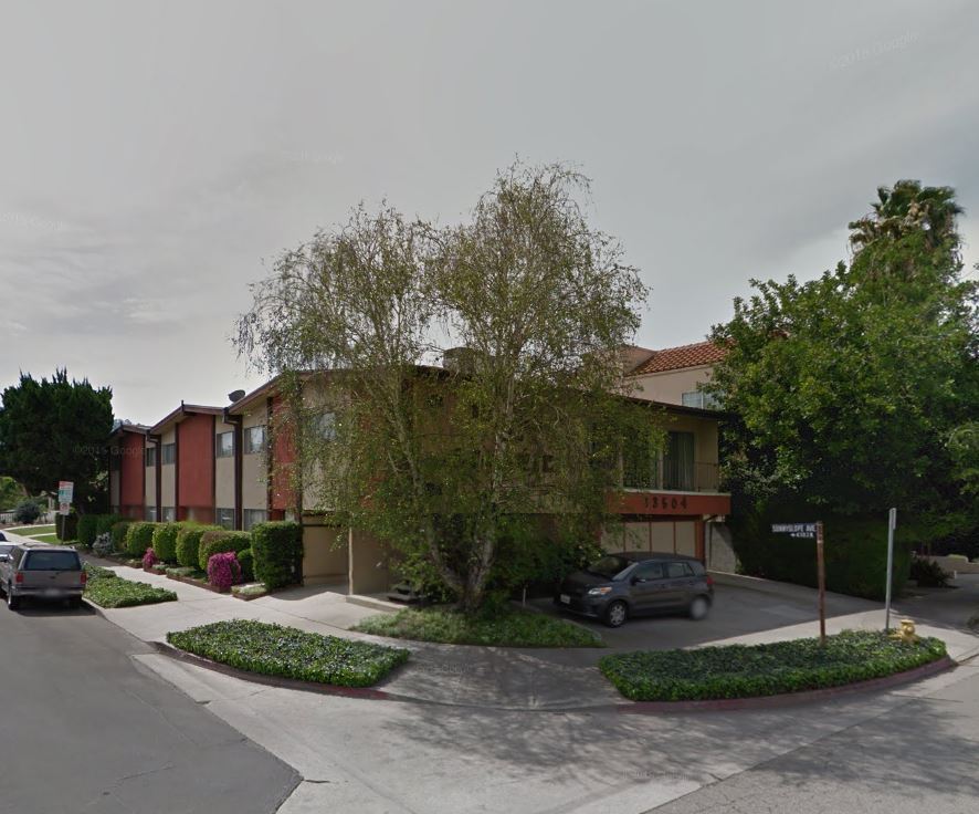 Primary Photo - 13504 Moorpark St