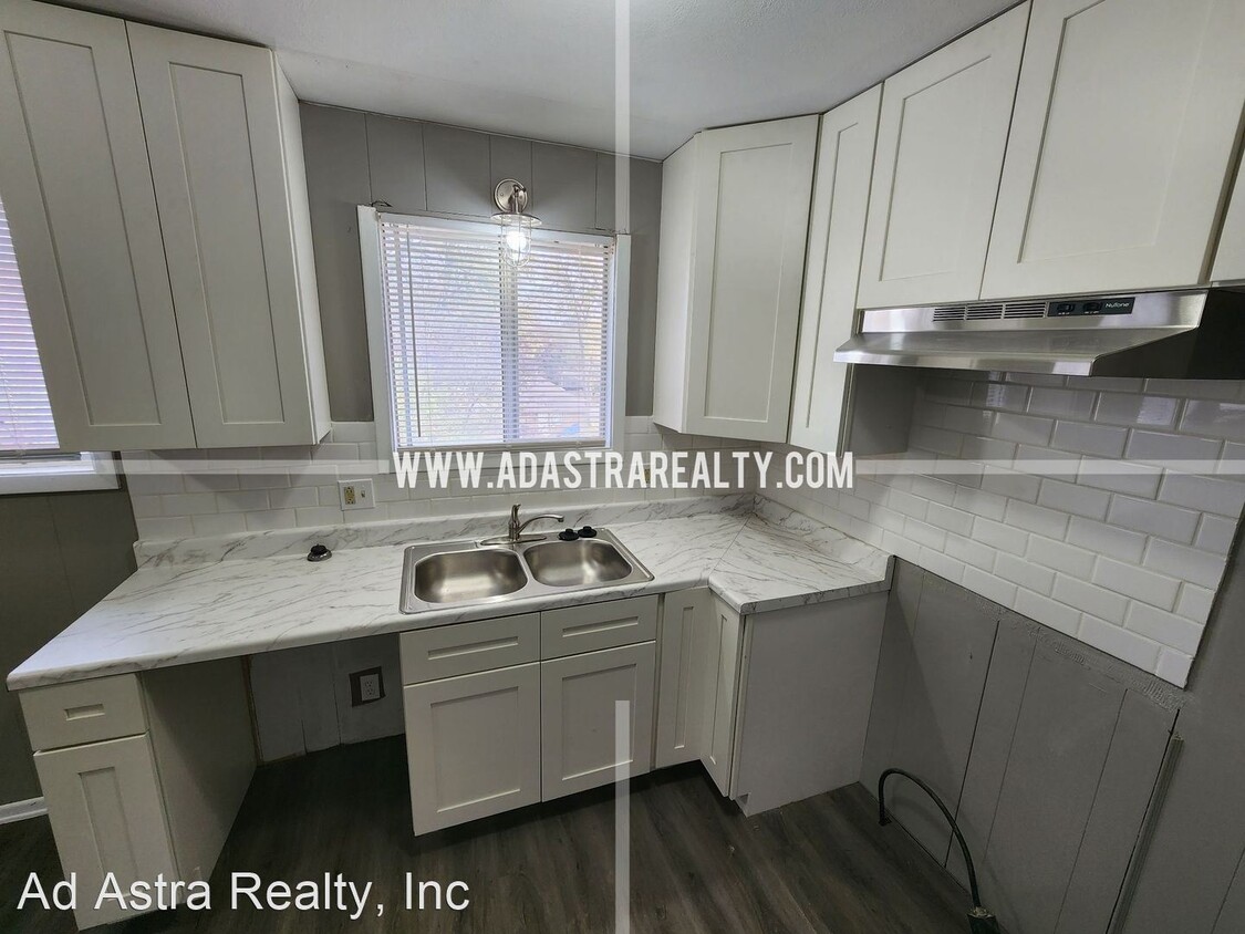 Primary Photo - 2 br, 1 bath House - 103 S Crescent Ave