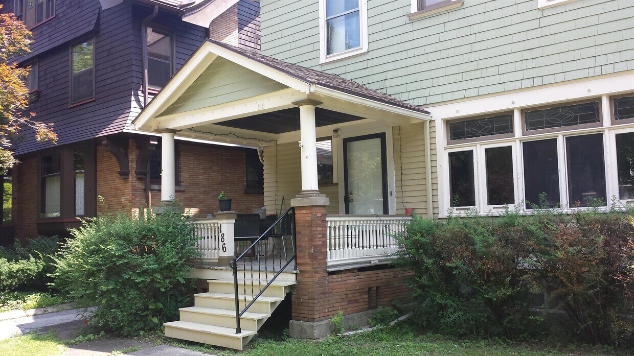 Primary Photo - 186-188 Rutgers St