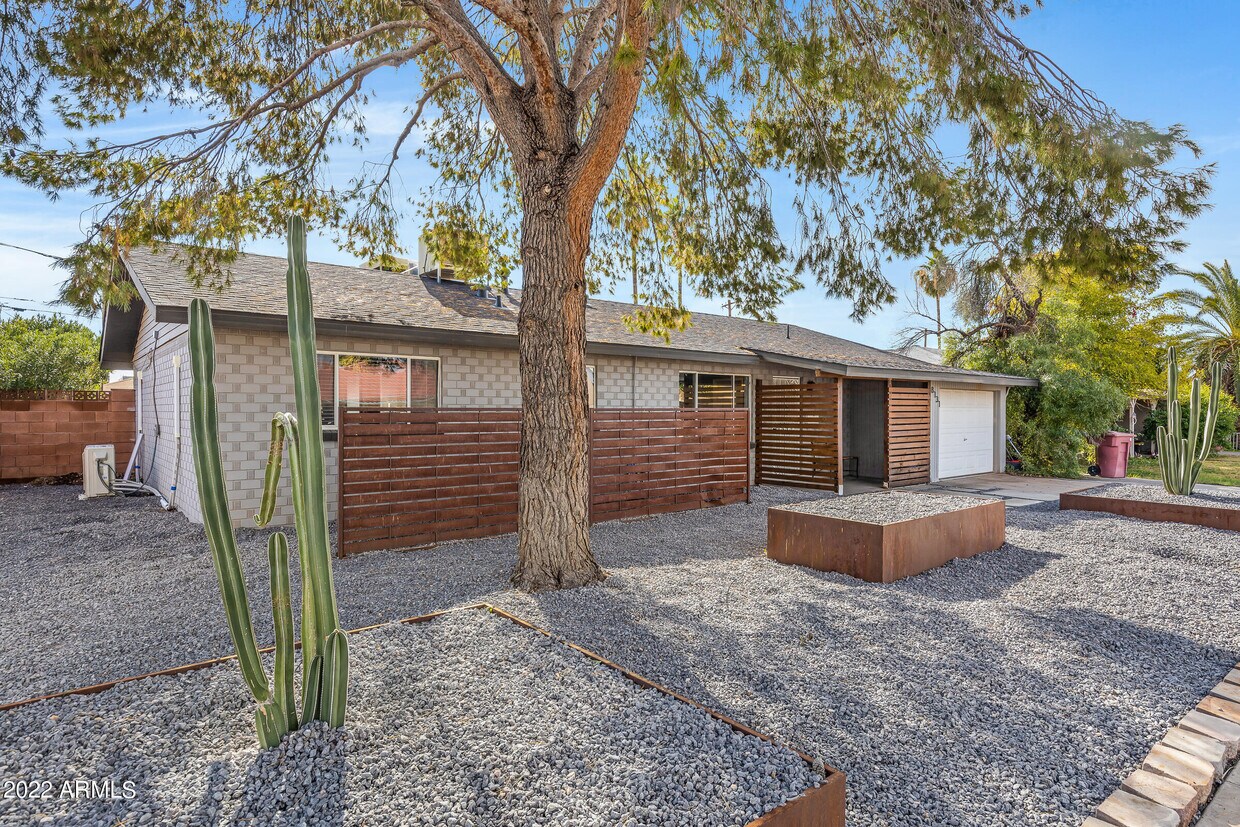 8131 E Amelia Ave, Scottsdale, AZ 85251 House Rental in Scottsdale