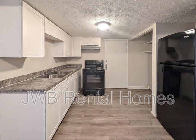 Building Photo - 7201 Arlington Expy