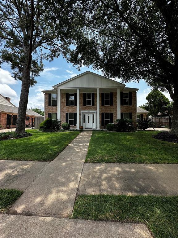 Foto del edificio - 11503 Briar Rose Dr