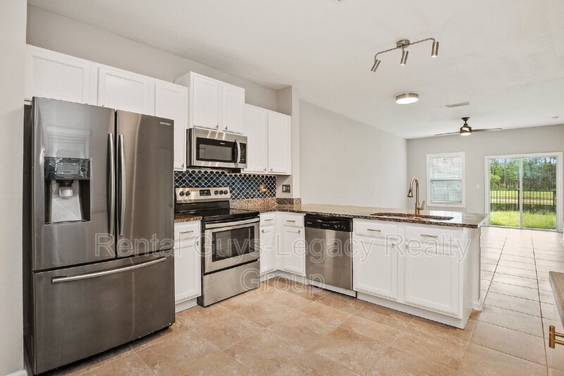 Primary Photo - 425 Servia Dr