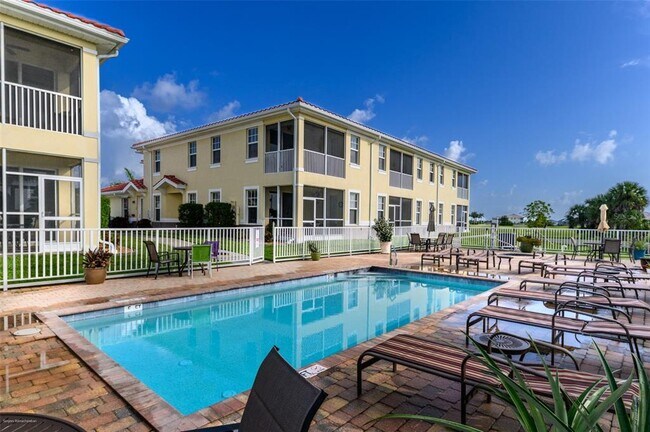 Building Photo - 17200 Acapulco Rd