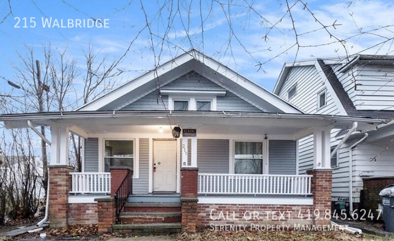 Primary Photo - 215 Walbridge Ave