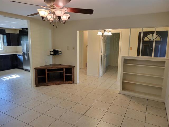 Foto del edificio - 3159 Southlake Park Dr
