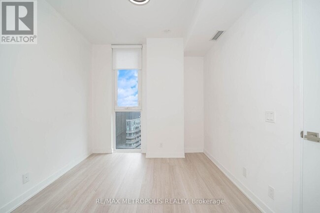 Building Photo - 30-1130 Tretti Wy